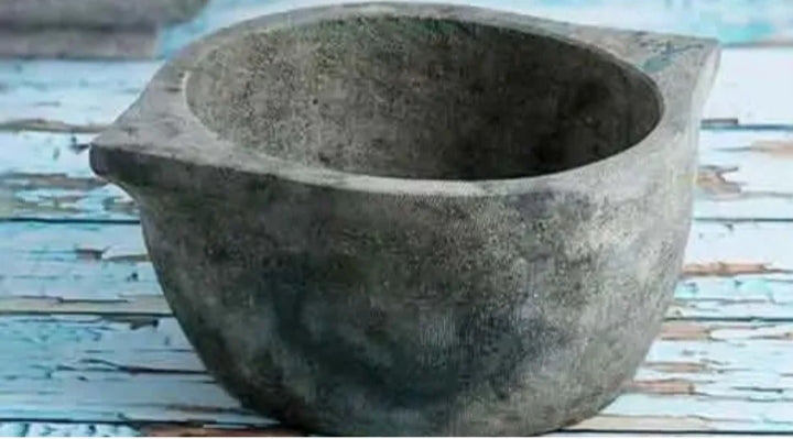 Traditional South Indian stone cookware kalchatti  medium size 2.5 litre