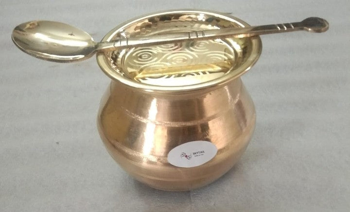 Vengala Panai Bronze Pot Cookware with Lid and Ladle Handi Urli Kansa Patra Kancina Patre, 3L, 1 Piece (Gold)