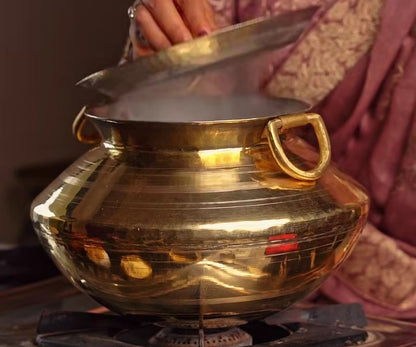 Brass Biryani Handi For Cooking capacity 4 Litre traditional Indian cooking pot.